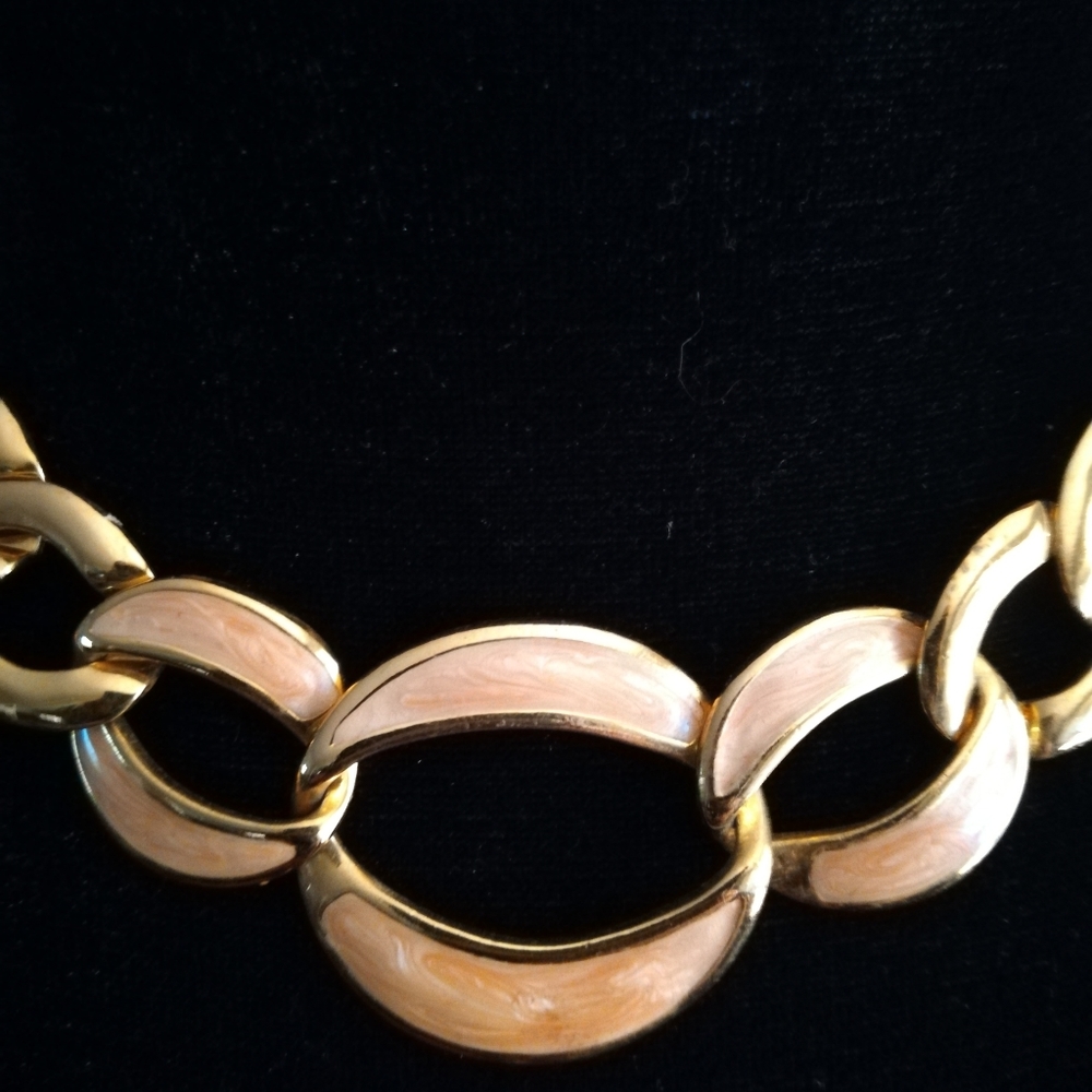 Vintage Enameled Pink & Gold Necklace & Earrings Set by Napier - Picture 3 of 10